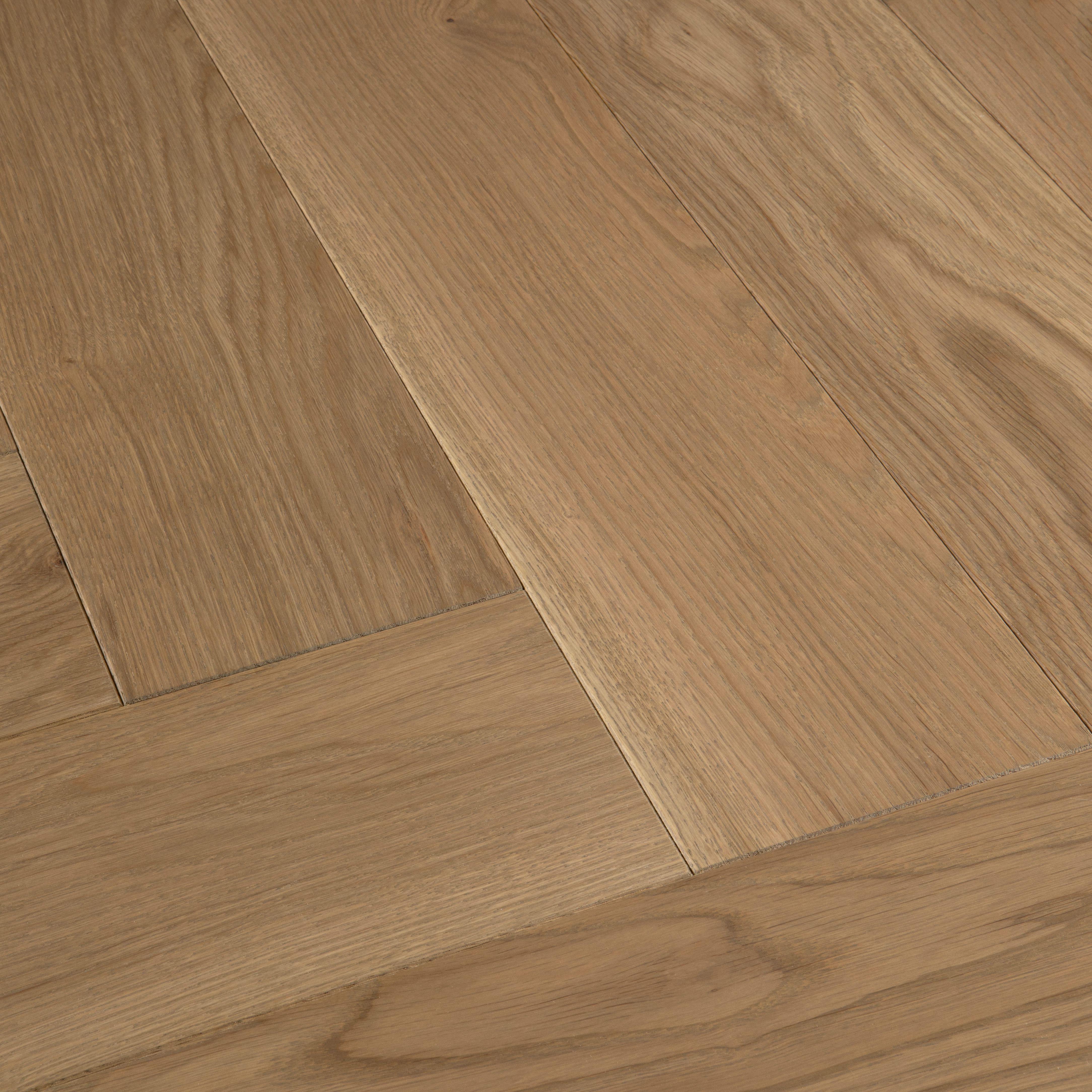 Инженерная доска Eparket Дуб Sand натур УФ лак венгерская елка 540×90×15 Инженерная доска Eparket Дуб Sand натур УФ лак венгерская елка 540×90×15